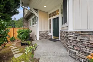 120 Newport Way NW, Issaquah, WA 98027 - Photo 2