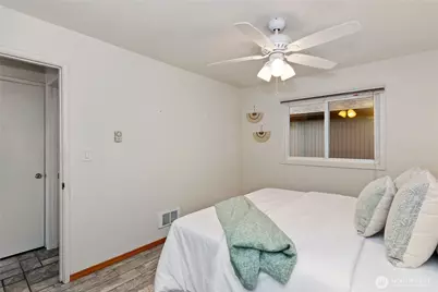 14160 E State Rt 106, Belfair, WA 98528 - Photo 24