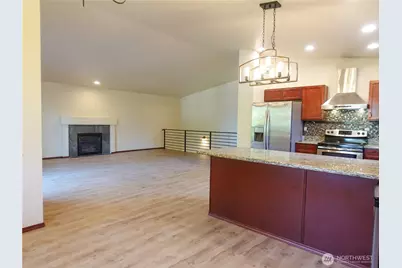 5451 SW 32nd Avenue, Seattle, WA 98126 - Photo 6