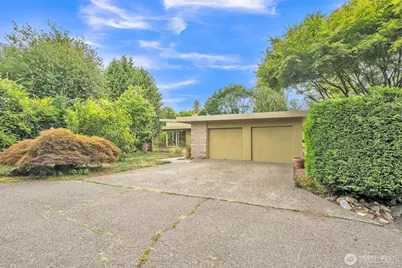 11521 Corliss Avenue N, Seattle, WA 98133 - Photo 1