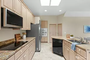 605 40th Pl, Everett, WA 98201 - Photo 8