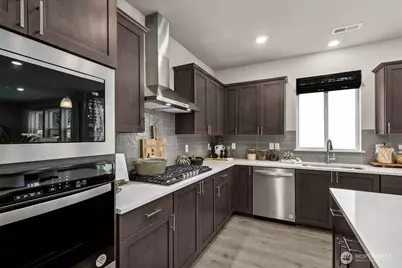 795 SE 12th Place #30, North Bend, WA 98045 - Photo 6