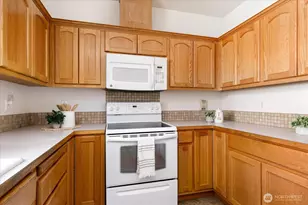 1292 SW Xavier Dr, Oak Harbor, WA 98277 - Photo 16