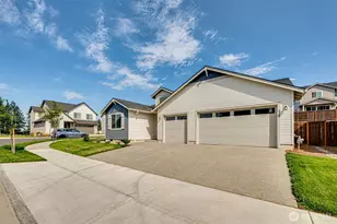 2718 S 9th Wy, Ridgefield, WA 98642 - Photo 2