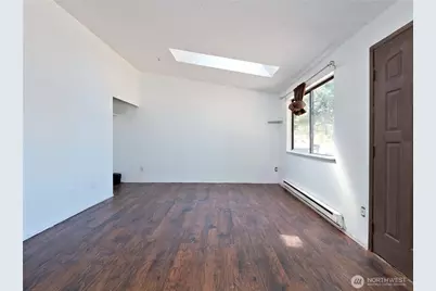 201 E 36th Street, Tacoma, WA 98404 - Photo 4