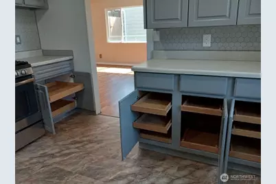 12438 9th Avenue S, Seattle, WA 98168 - Photo 22