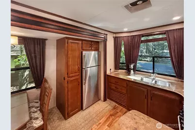 205 6 Chanterelle Drive, Deming, WA 98244 - Photo 6