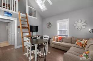 47 Beach Cabin Ln, Pacific Beach, WA 98571 - Photo 2