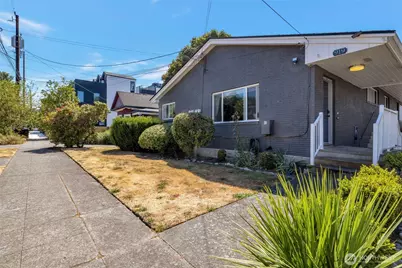 917 NW 57th Street, Seattle, WA 98107 - Photo 2