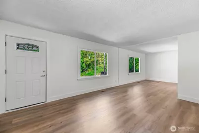 7051 S 125th Street, Seattle, WA 98178 - Photo 8