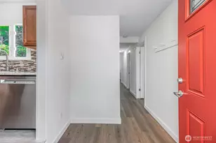 7051 S 125th St, Seattle, WA 98178 - Photo 16