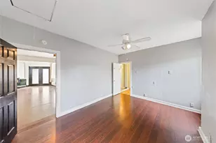 619 35th Street N, Anacortes, WA 98221 - Photo 8