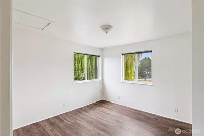 619 35th Street N, Anacortes, WA 98221 - Photo 28