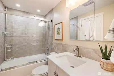 18222 19th Drive SE, Bothell, WA 98012 - Photo 12