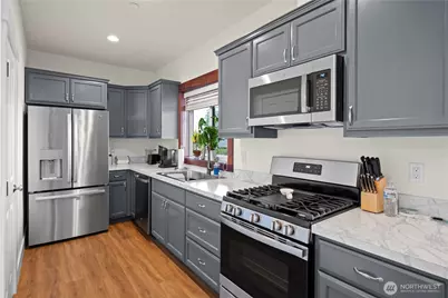 3803 W 2nd Street, Anacortes, WA 98221 - Photo 32