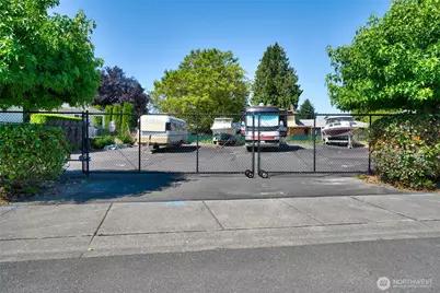 1202 Decatur Circle #20B, Burlington, WA 98233 - Photo 32