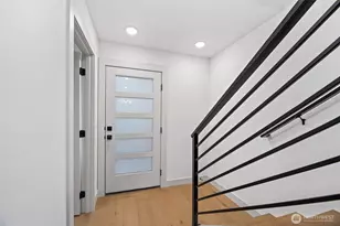 4517 44th Ave SW, Seattle, WA 98116 - Photo 4