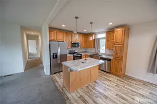 1219 W Walnut St, Centralia, WA 98531 - Photo 6