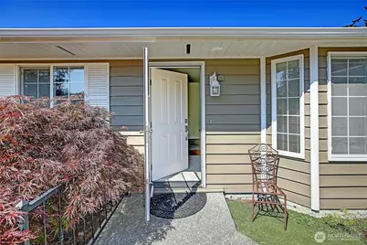 740 Commodore Lane, Camano Island, WA 98282 - Photo 2