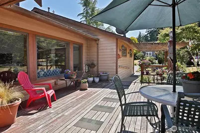 5772 Captain Vancouver Drive, Langley, WA 98260 - Photo 8