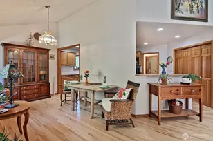 5772 Captain Vancouver Dr, Langley, WA 98260 - Photo 14