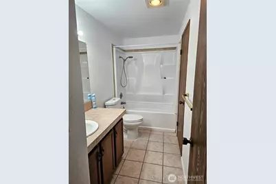 14622 NE 80th #35B, Redmond, WA 98052 - Photo 12