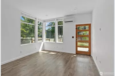 1058 S Cloverdale Street #C, Seattle, WA 98108 - Photo 10