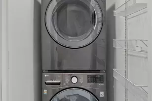 1058 S Cloverdale St, Seattle, WA 98108 - Photo 32