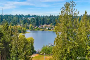 23509 Lakeview Dr, Mountlake Terrace, WA 98043 - Photo 30