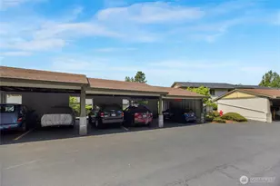 23509 Lakeview Dr, Mountlake Terrace, WA 98043 - Photo 24