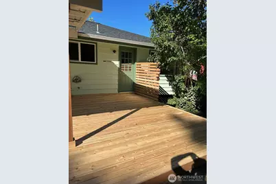 10211 SW Bank Road #A & B, Vashon, WA 98070 - Photo 12