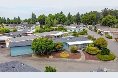 1402 22nd Street NE #229, Auburn, WA 98002 - Photo 2