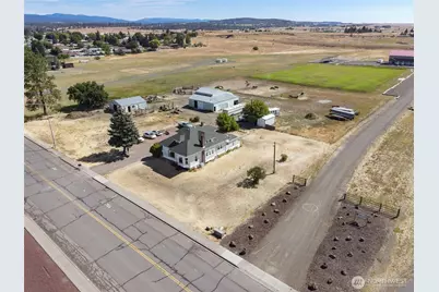 1102 S Roosevelt Drive, Goldendale, WA 98620 - Photo 12