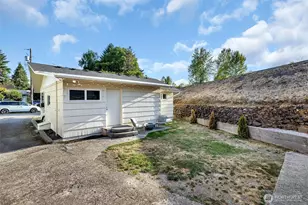 114 Cherry St, Castle Rock, WA 98611 - Photo 26