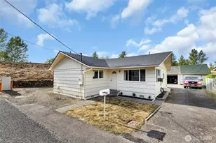 114 Cherry St, Castle Rock, WA 98611 - Photo 2