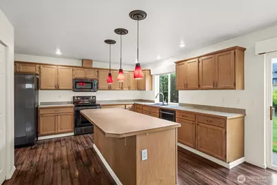 19011 89th Avenue E, Puyallup, WA 98375 - Photo 4