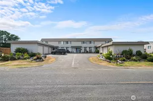 33617 G St, Ocean Park, WA 98640 - Photo 4