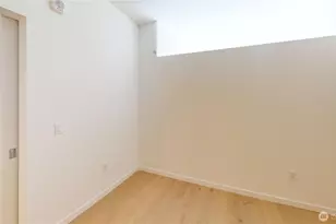 800 Columbia St, Seattle, WA 98104 - Photo 8