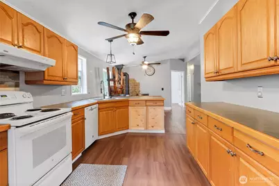 28205 73rd Ave E, Graham, WA 98338 - Photo 8