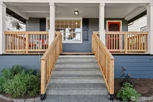 4333 Evanston Ave N, Seattle, WA 98103 - Photo 2