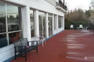 9030 Seward Park Ave S, Seattle, WA 98118 - Photo 16