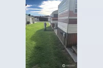 8818 Crescent Bar Road NW #117, Quincy, WA 98848 - Photo 6