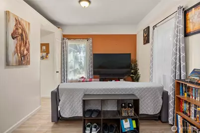 806 S 120th St S, Tacoma, WA 98444 - Photo 14