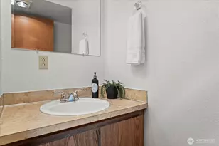 16442 51st Ave S, Tukwila, WA 98188 - Photo 24