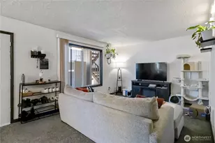 1337 10th Ave, Longview, WA 98632 - Photo 6