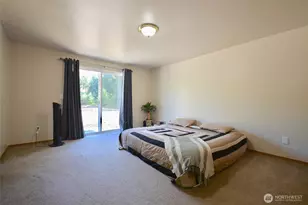 14638 Lawrence Lake Rd SE, Yelm, WA 98597 - Photo 12