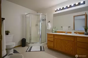 14638 Lawrence Lake Rd SE, Yelm, WA 98597 - Photo 14