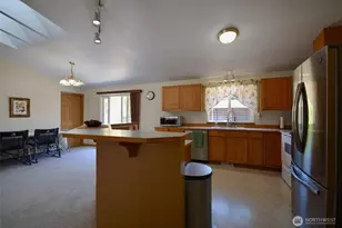 14638 Lawrence Lake Rd SE, Yelm, WA 98597 - Photo 10