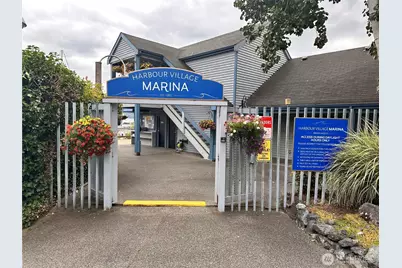 6155 NE 175th Street #227, Kenmore, WA 98028 - Photo 2