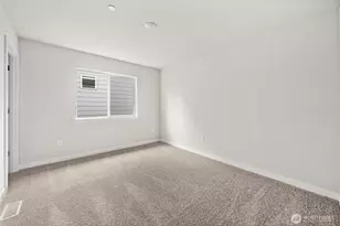 3923 McCormick Vlg Dr, Bremerton, WA 98312 - Photo 18